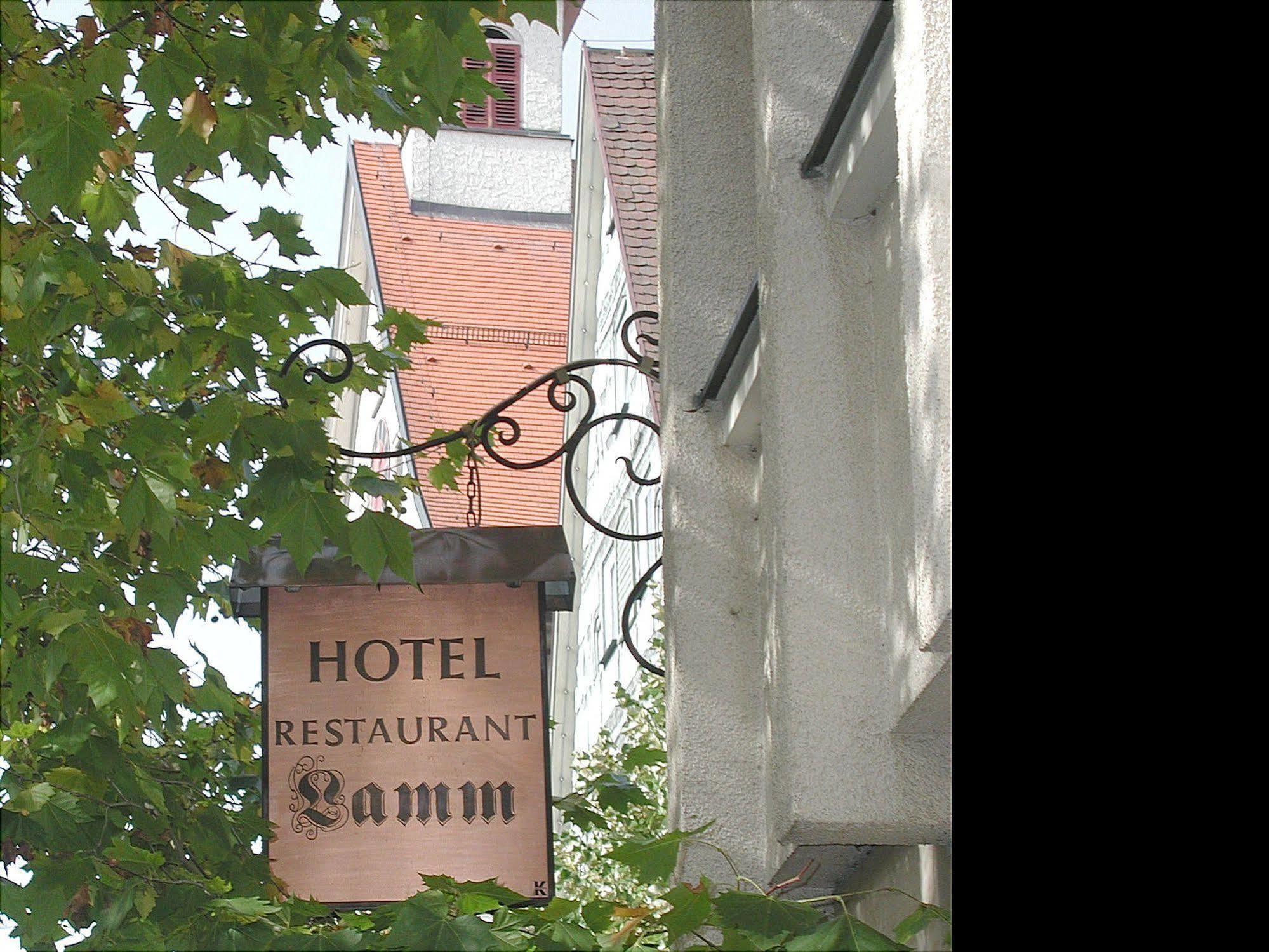 Hotel Und Restaurant Lamm Giengen an der Brenz Dış mekan fotoğraf